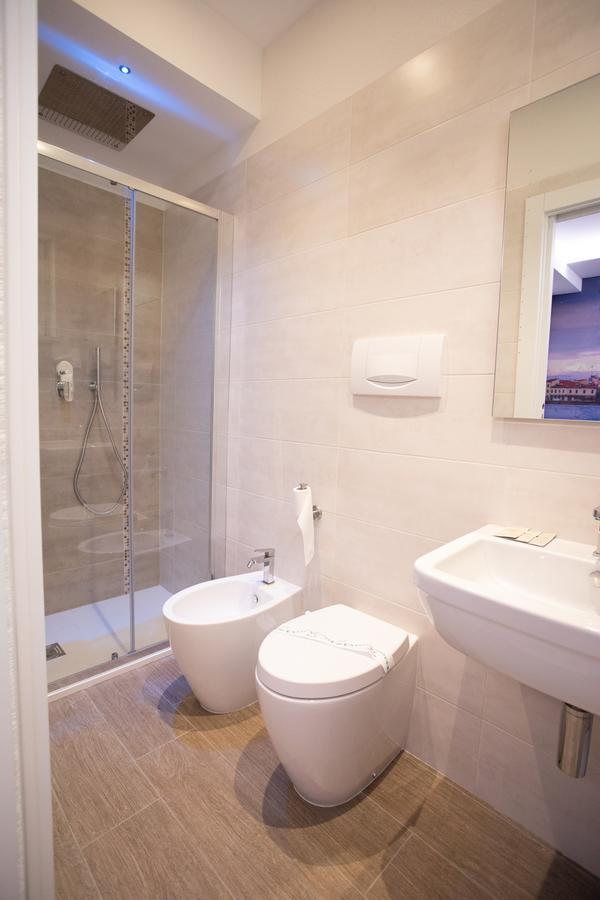 Hotel Ragno D'Oro Sottomarina Buitenkant foto